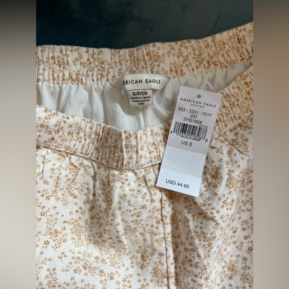 American Eagle Floral Soft Shorts - Size Small - NWT perfect spring print - Picture 4 of 8